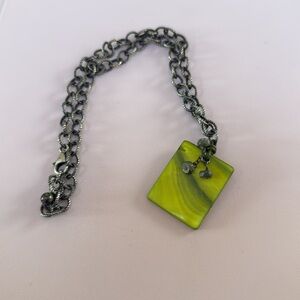 Silpada Green Mother-of-Pearl Pendant Necklace N1133